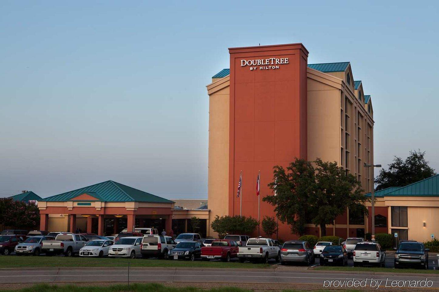 Doubletree By Hilton Dfw Airport North Hotel Irving Exterior photo